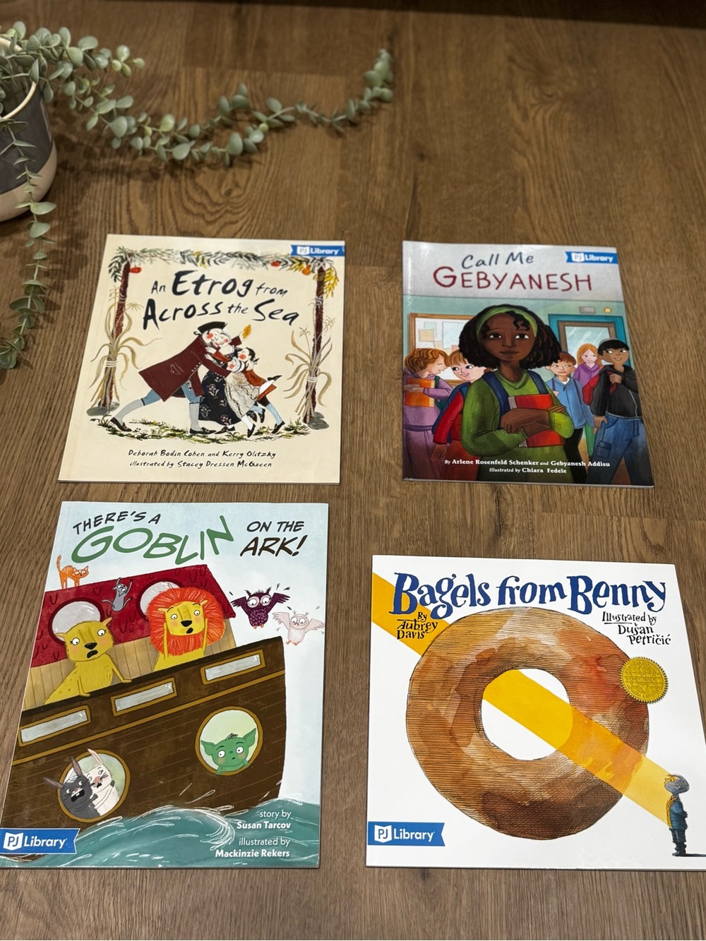 PJ Library Jewish Children’s Books Bundle – Set of 4